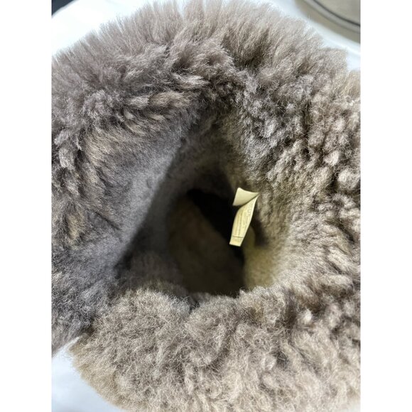 Ugg Australia Women's Grey Leather Shoes/Boots Size 9 SKU 5678 - Picture 7 of 9